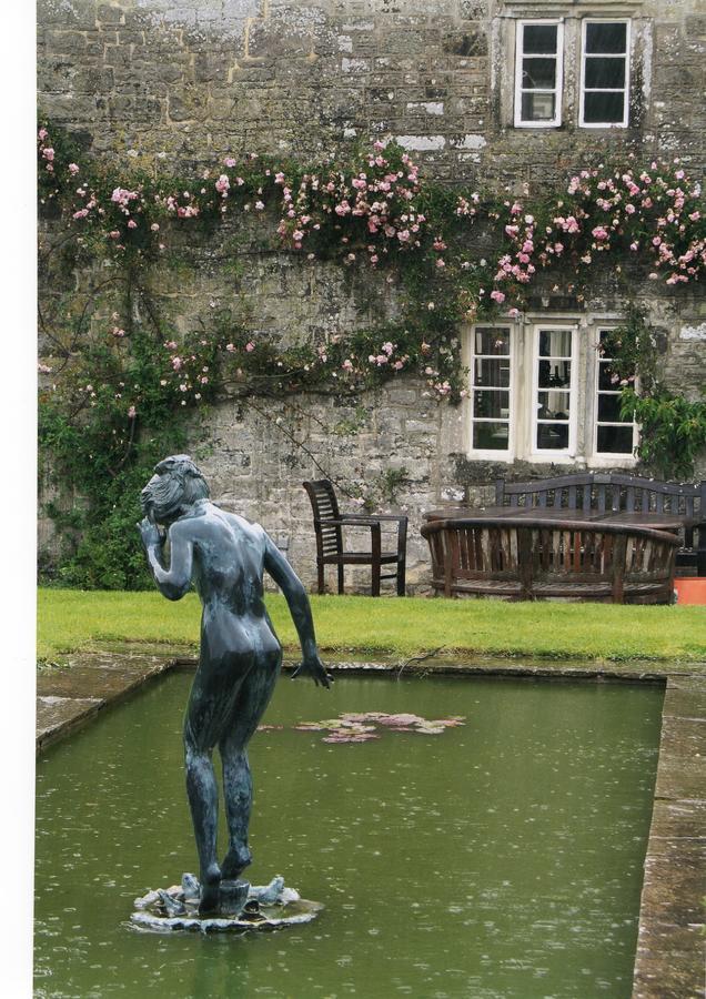 Cools Farm B&B + Cottages East Knoyle Extérieur photo