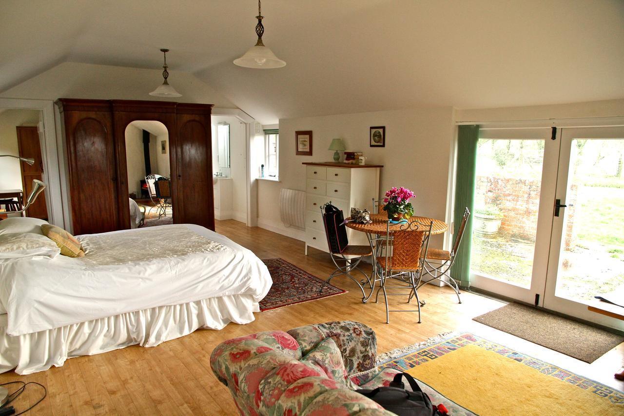 Cools Farm B&B + Cottages East Knoyle Extérieur photo